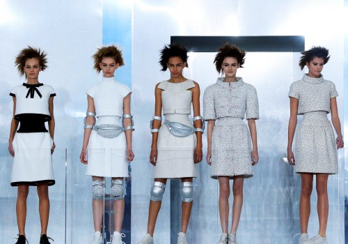 The Differences Between Luxury Fashion and High Street Fashion